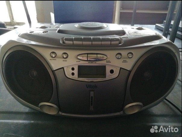 Магнитофон Vitek