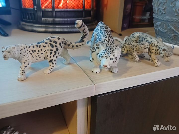 Фигурки снежный барс