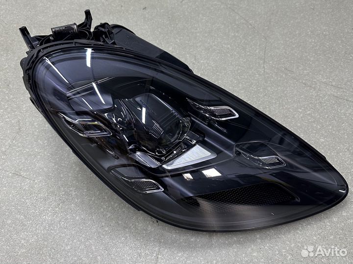 Porsche 718 cayman boxter 982 фара правая