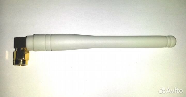 GSM Антенна 10 см угловая