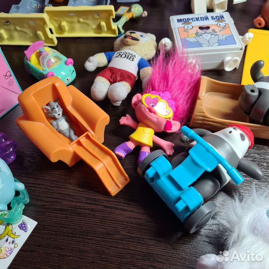 Колекционные игрушки McDonald's Хэппи мил