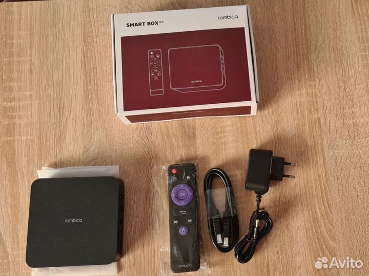 Смарт тв приставка медиаплеер Rombica C1 новая