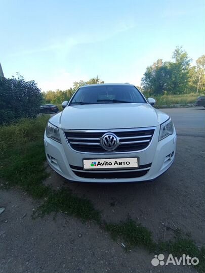 Volkswagen Tiguan 2.0 AT, 2010, 181 770 км