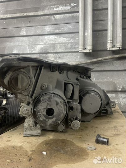 Фары автомобильные