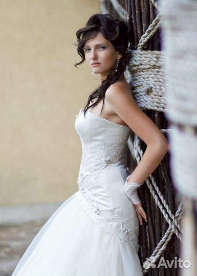 Красивое и элегантное свадебное платье