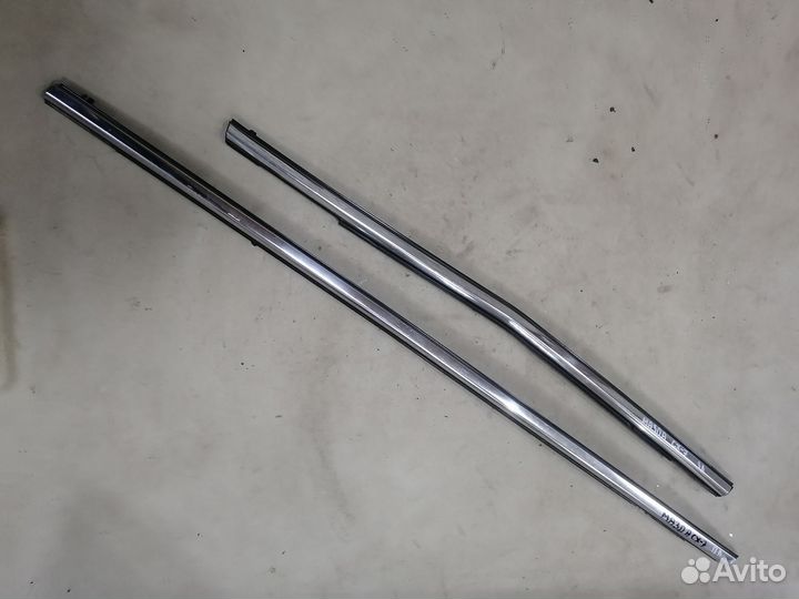 Молдинг стекла двери для Mazda CX 7 2007-2012