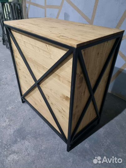 Стойки администратора Лофт