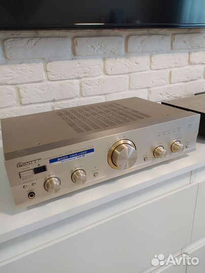 Интегральный Hi-Fi усилитель Pioneer A-D3