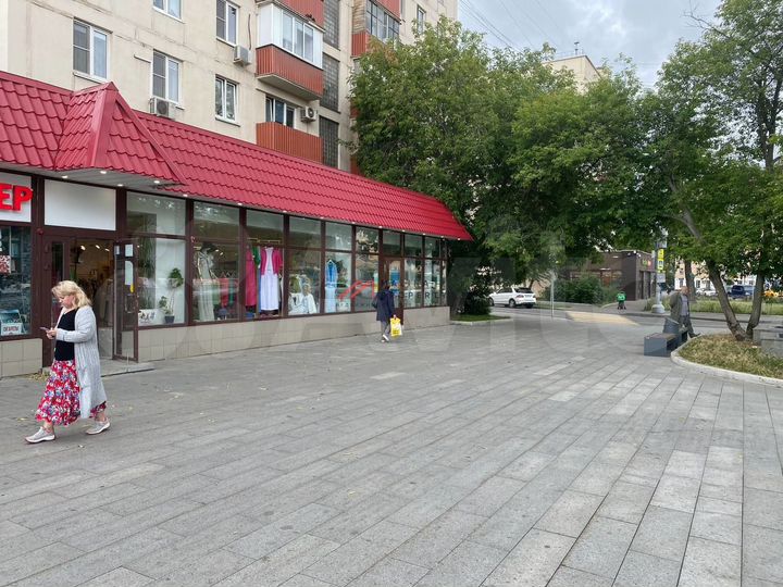 Сдам торговое помещение, 77 м²