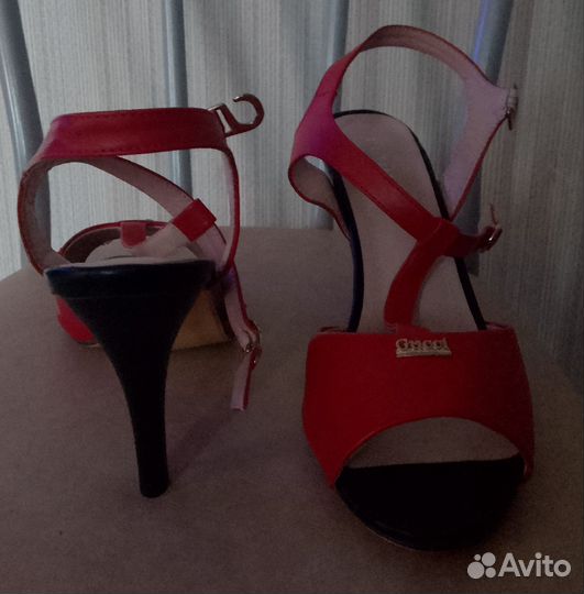 Босоножки женские 39 размер