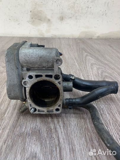 Дроссельная заслонка Opel Astra G Z16SE