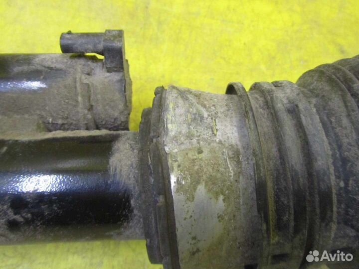 Стойка пневматическая передняя левая Mercedes ML G