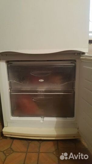 Холодильник двухкамерный Атлант бу