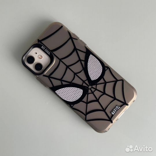 Чехлы на iPhone