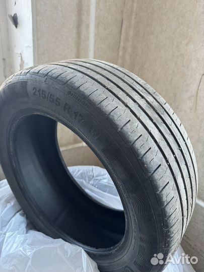 Continental ContiPremiumContact 5 215/55 R17