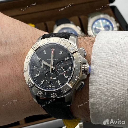 Мужские кварцевые часы Breitling