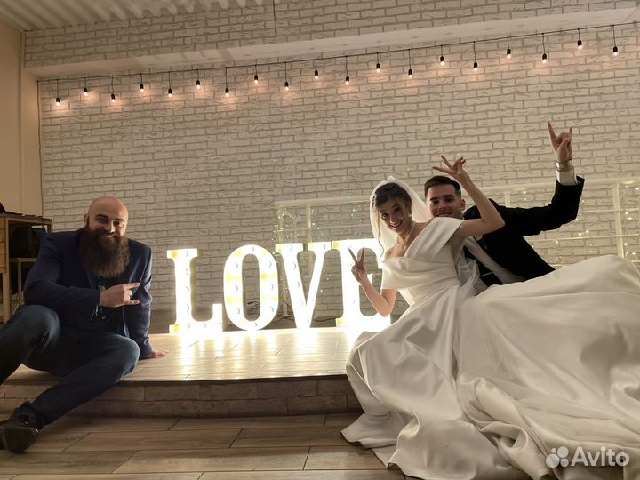 Ведущий (тамада) на праздник