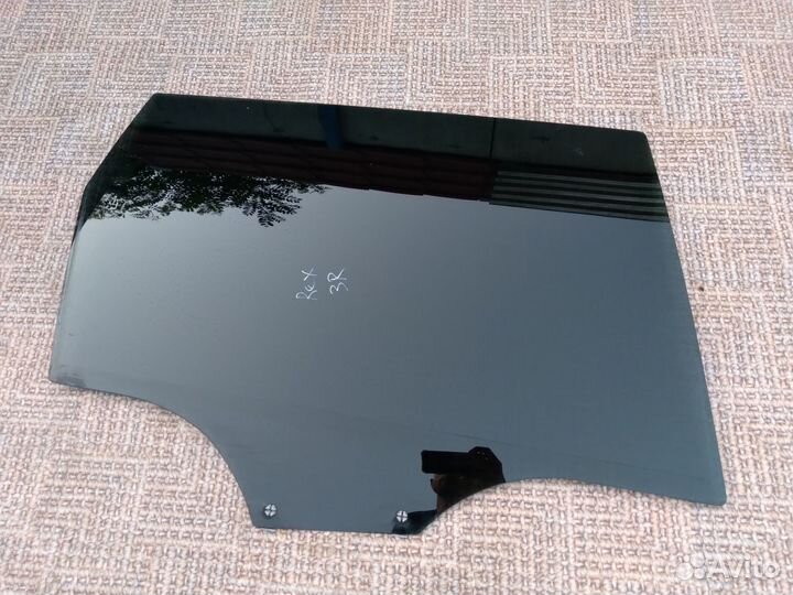 Стекло заднее правое Rexton 2 2007г