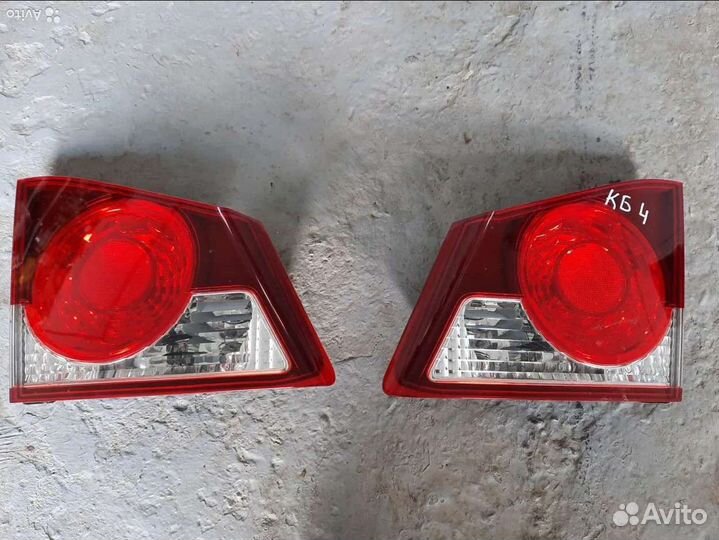 Стопы в крышку багажника Хонда civic 4D