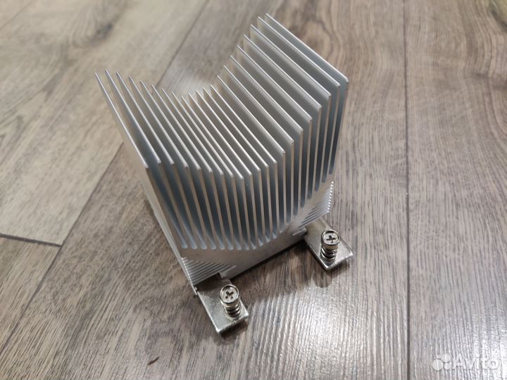 Радиатор для Dell T630 0rmvm3