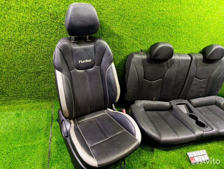 Сиденье Hyundai Veloster FS G4FJ 2012