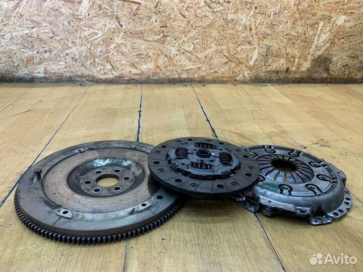 Комплект сцепления Opel Meriva A Z14XEP 2010