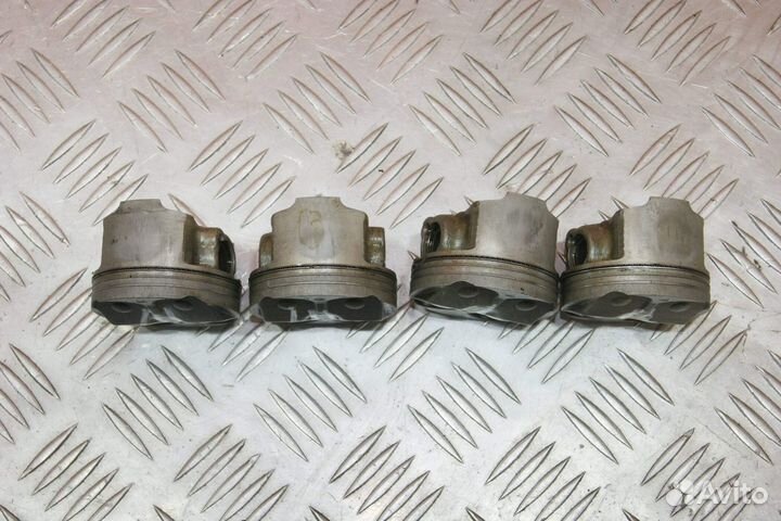 Блок цилиндров с поршнями Yamaha FZ400