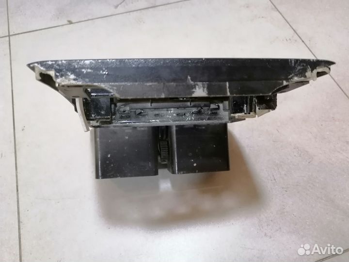 Центральная консоль с дефлекторами Chery Amulet