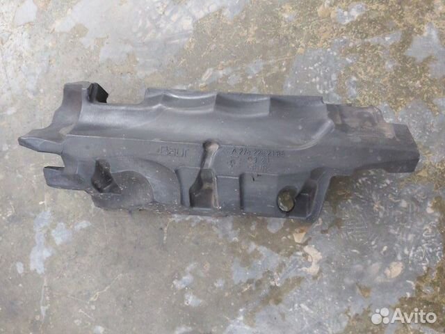 Шумоизоляция двигателя левая Mercedes Gl 500