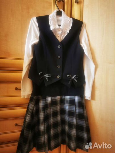 Школьная форма костюм тройка 128 р