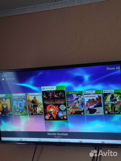 Xbox 360 Slim 250Gb, 2 геймпада+21 игра