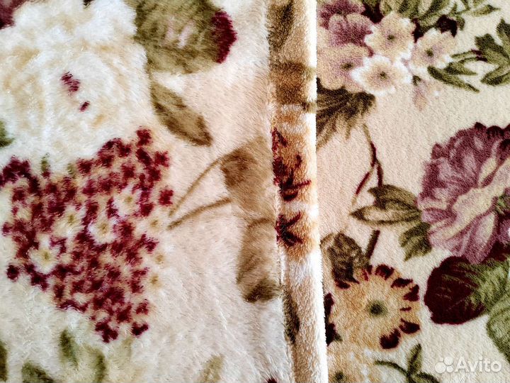 Два пледа 200*240, 