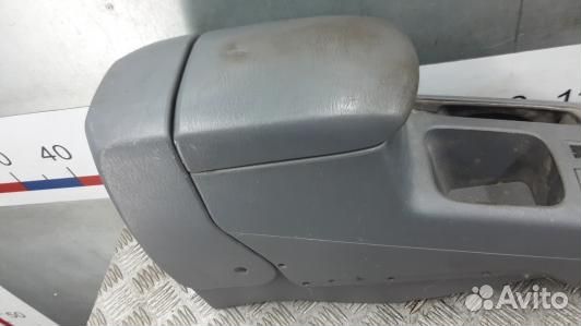 Подлокотник центральный toyota RAV 4 ZCA2 (HBR01IX