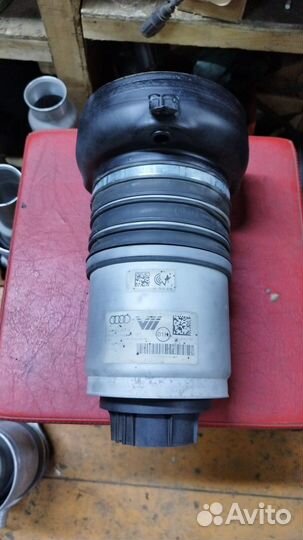 Пневмобаллон передний Audi Q7 4M