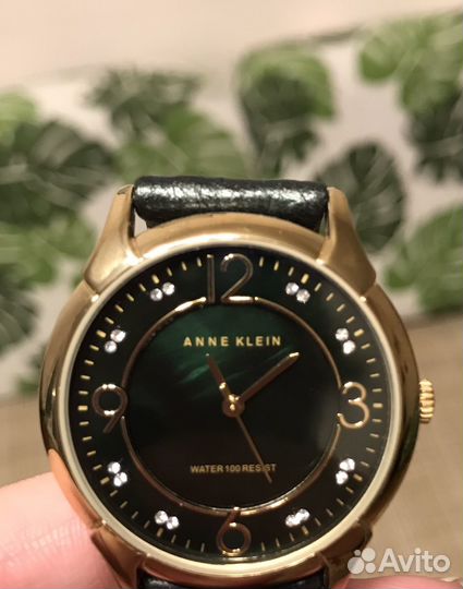 Часы Anne klein