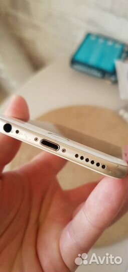 Телефон iPhone 6s 64 гб