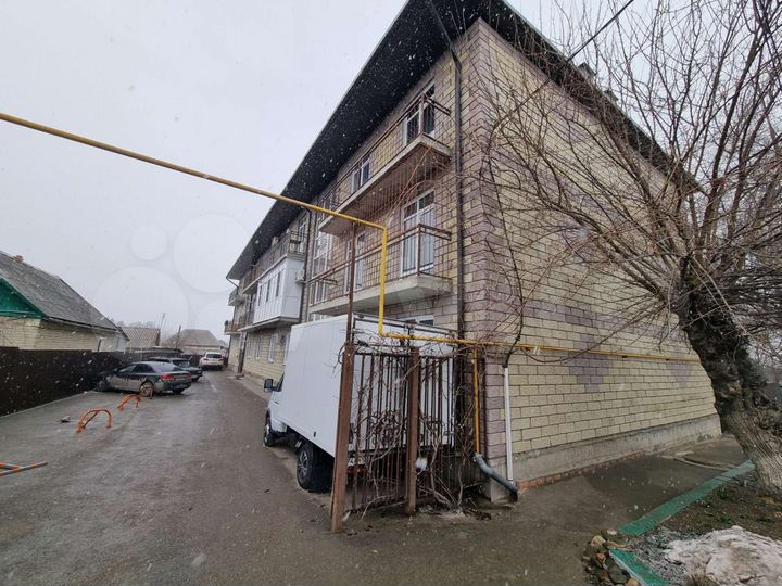 3-к. квартира, 64 м², 2/3 эт.