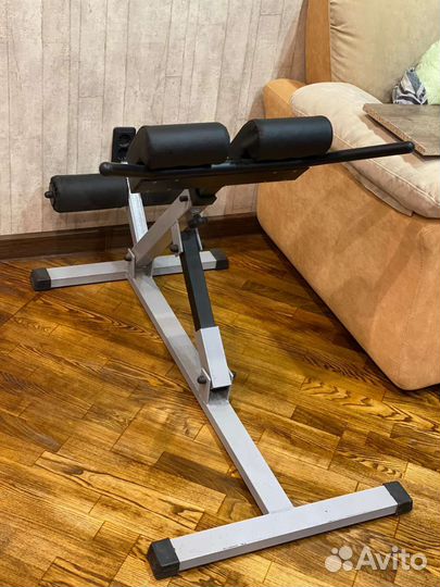 Силовая рама, скамья, штанга, гантели