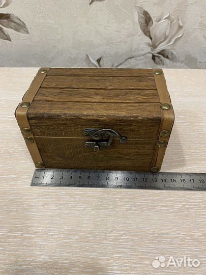 Сундук деревянный сувенир