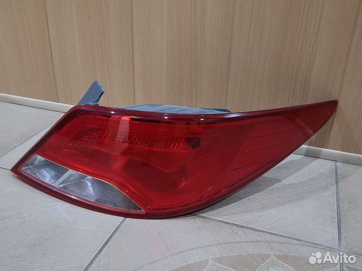 Фонарь задний правый Hyundai Solaris рестайлинг