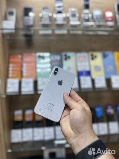 iPhone X, 64 ГБ