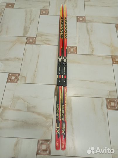 Лыжи и палки