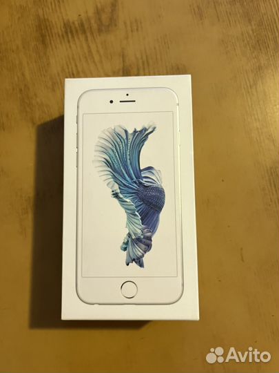 Коробка от iPhone 6s