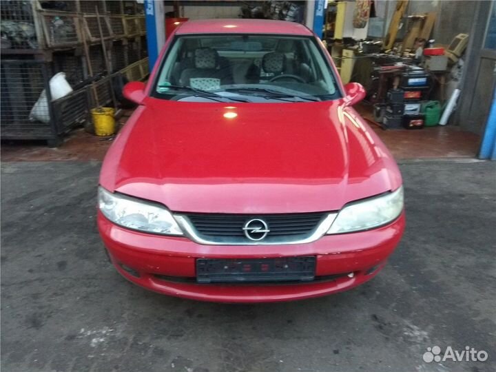 Разбор на запчасти Opel Vectra B