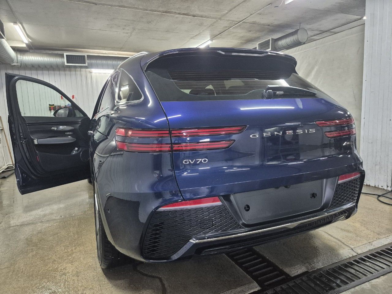 Genesis GV70: фото из отзыва