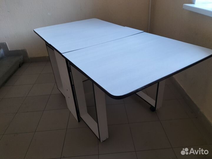 Стол книжка раскладной белый