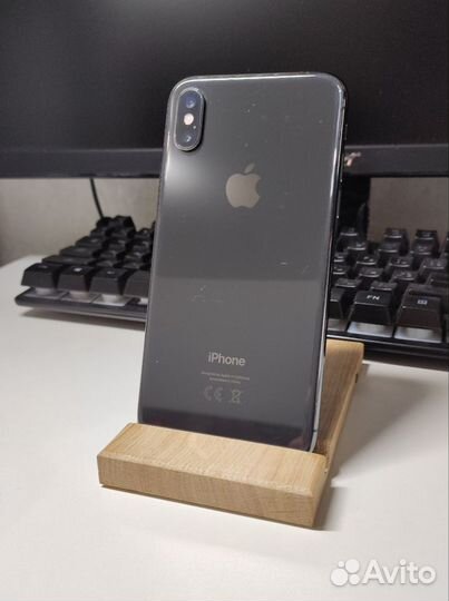 iPhone X, 64 ГБ