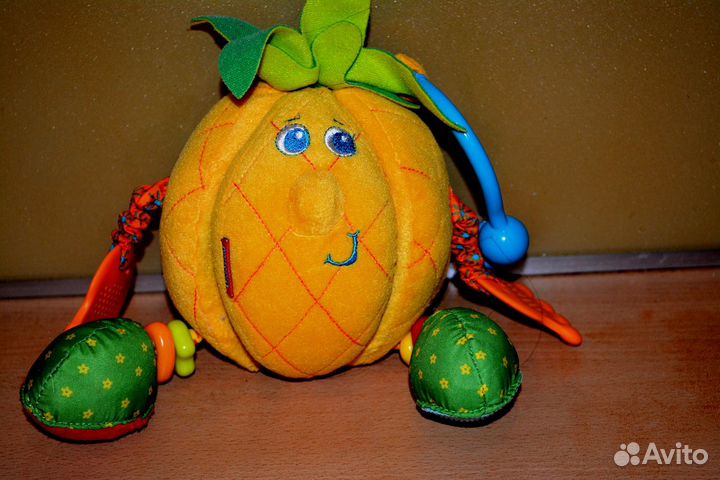 Большая подвеска на кровать или коляску 