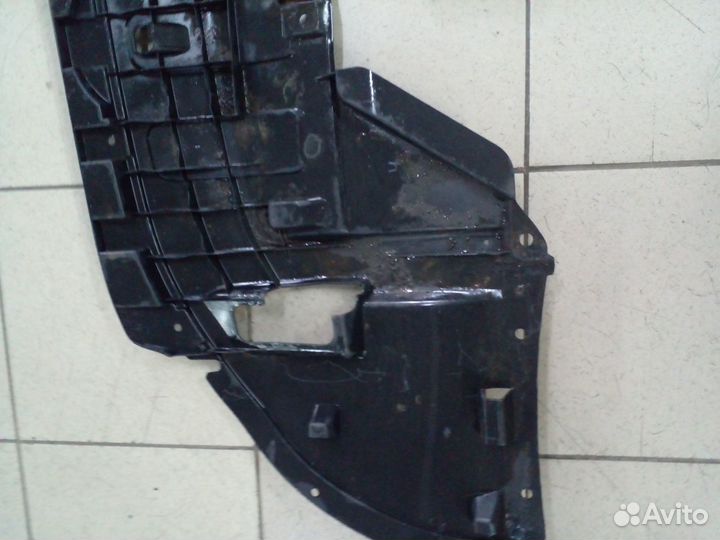 Пыльник двигателя Митсубиси Оутлендер Mitsubishi