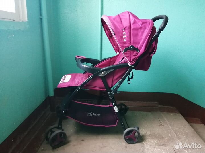 Прогулочная коляска